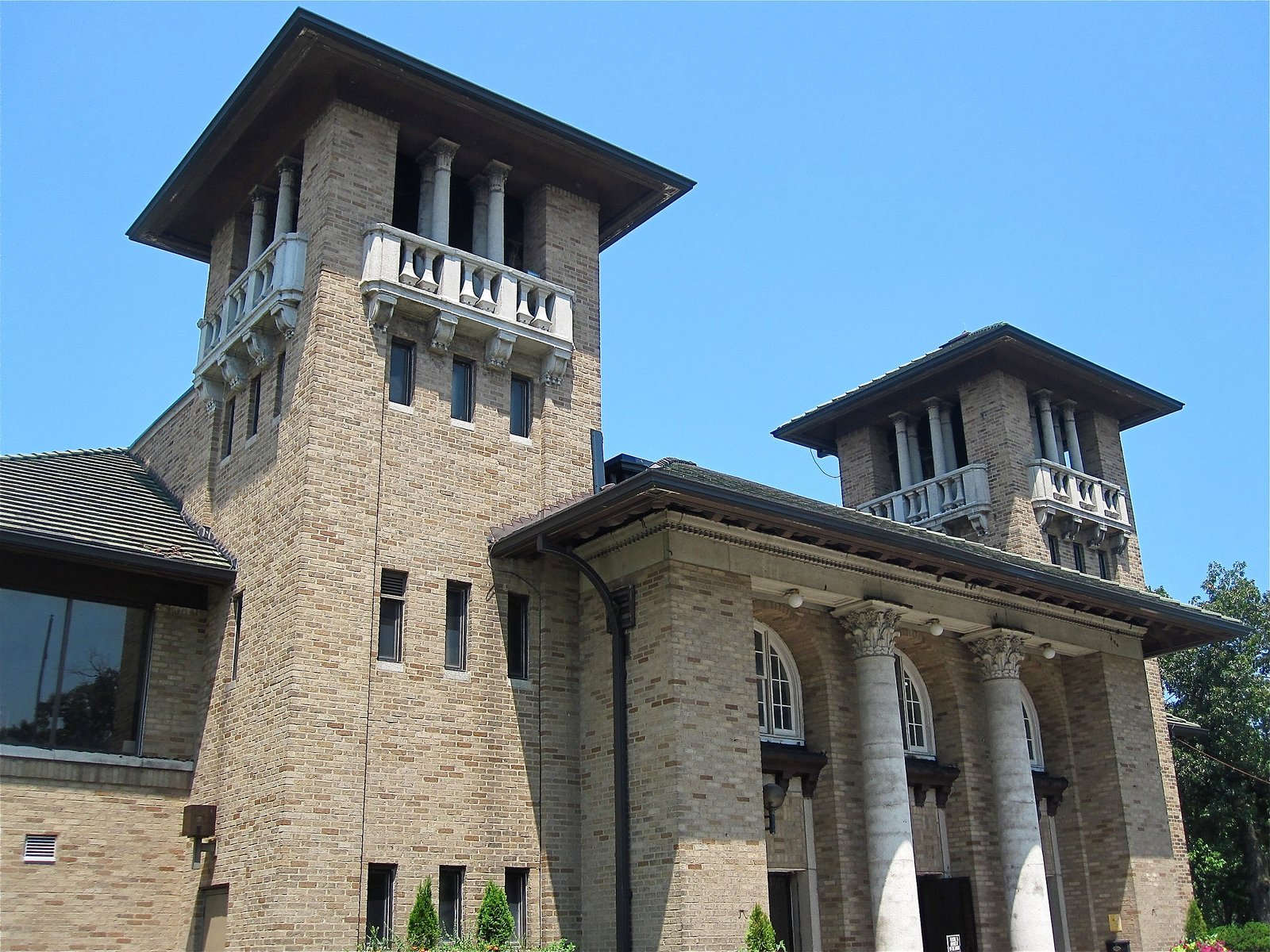 Dynasty Real Estate services