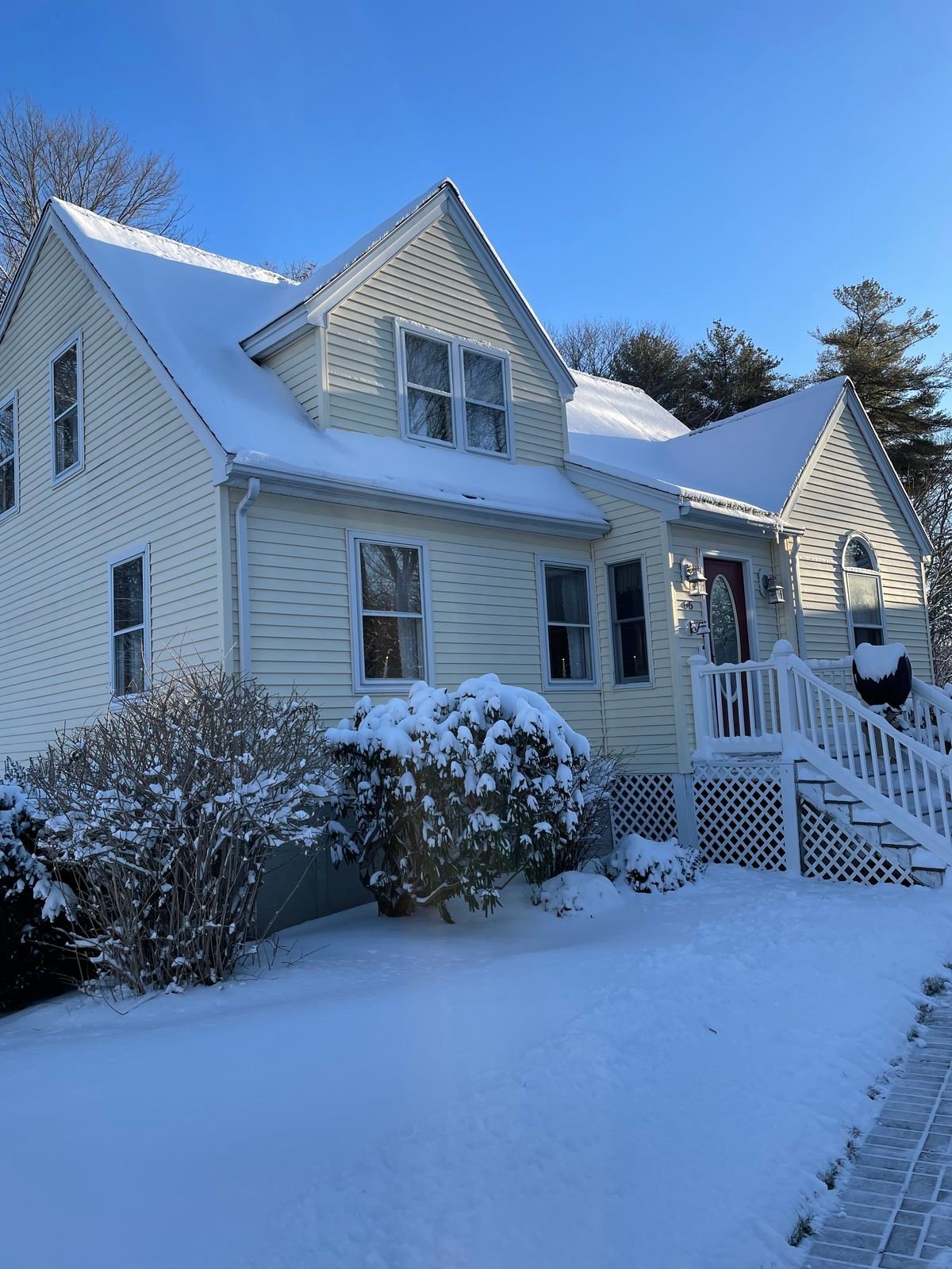 We buy houses